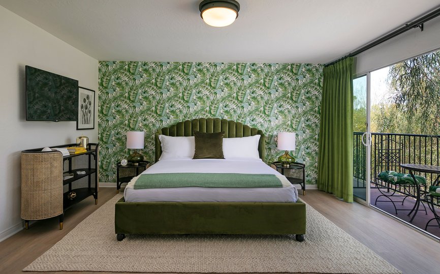 Premier King Room with Balcony